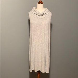 LG lined sleeveless flirty dress overlay in gray